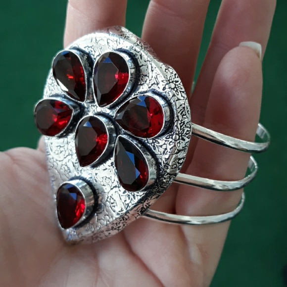 New Oversized Garnet 925 Silver Cuff Bracelet. - Picture 7 of 8